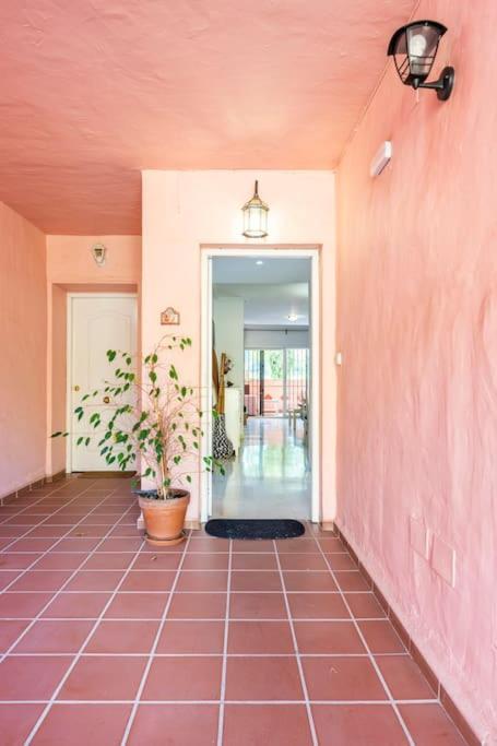Apartamento En Marbella Guadalmina Primera Linea De Campo De Golf Los Cartujanos Eksteriør bilde
